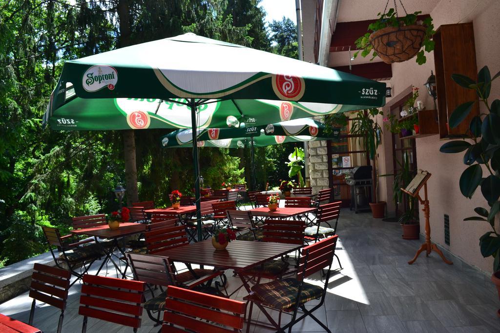 Ezuestfenyo Hotel Telkibanya Ngoại thất bức ảnh